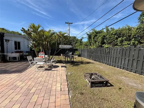 299 NE 46th Street Deerfield Beach FL 33064