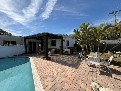 299 NE 46th Street Deerfield Beach FL 33064