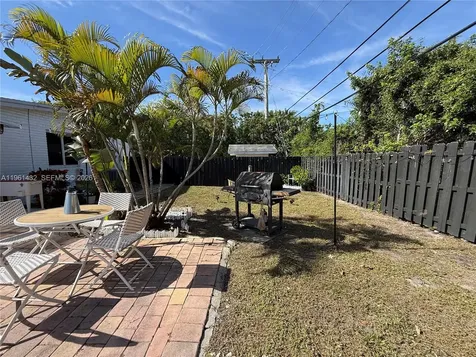 299 NE 46th Street Deerfield Beach FL 33064