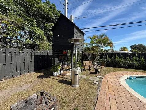 299 NE 46th Street Deerfield Beach FL 33064