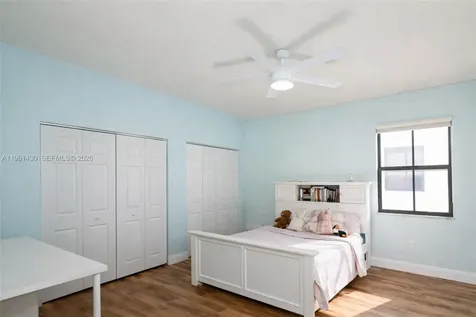 10013 NW 89th Terrace Doral FL 33178