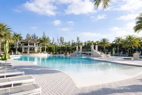 10013 NW 89th Terrace Doral FL 33178
