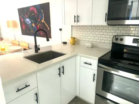 755 SW 6th Street Miami FL 33130