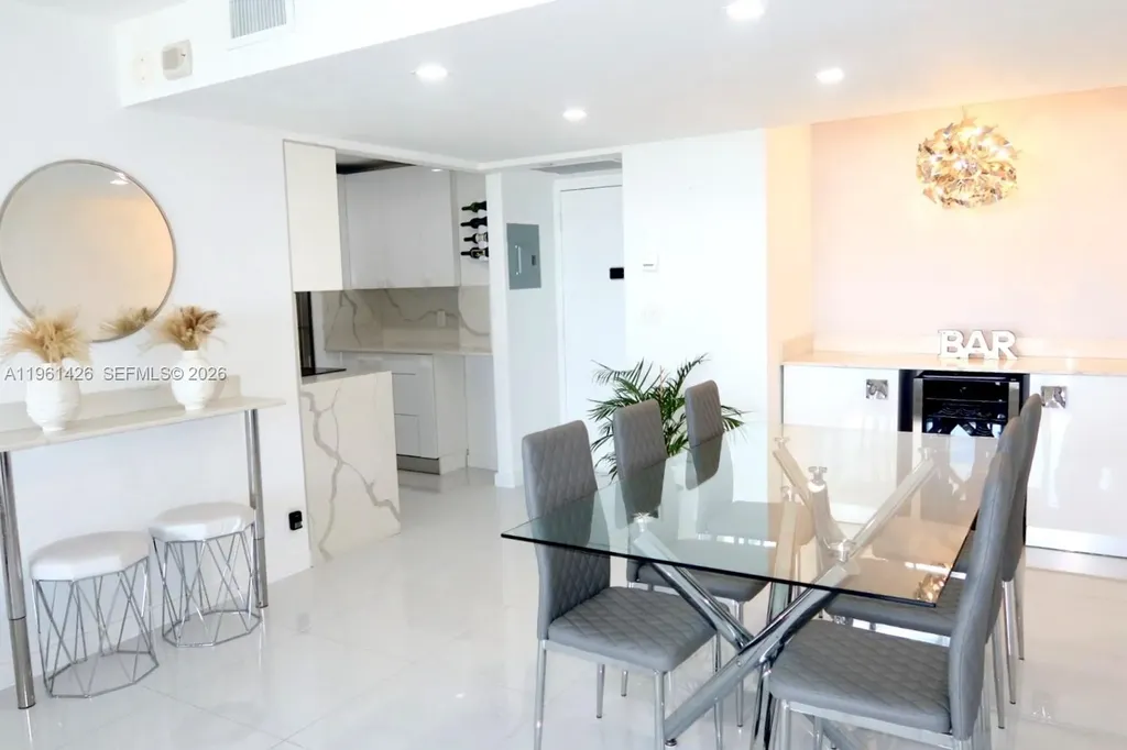 20301 W Country Club Drive Aventura FL 33180