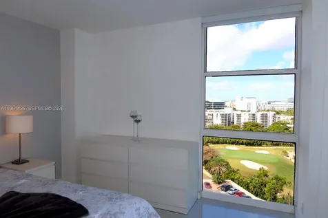 20301 W Country Club Drive Aventura FL 33180