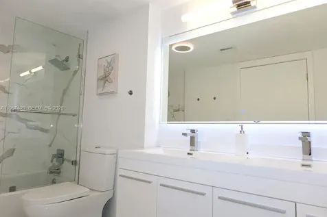 20301 W Country Club Drive Aventura FL 33180
