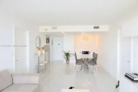 20301 W Country Club Drive Aventura FL 33180