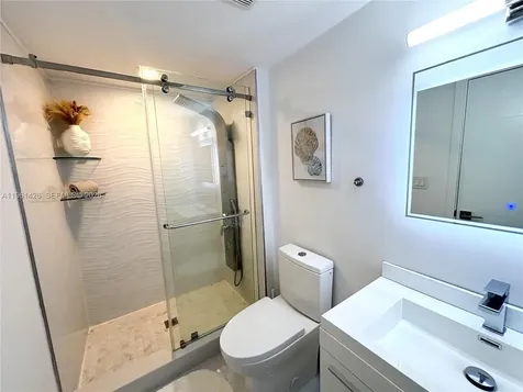 20301 W Country Club Drive Aventura FL 33180