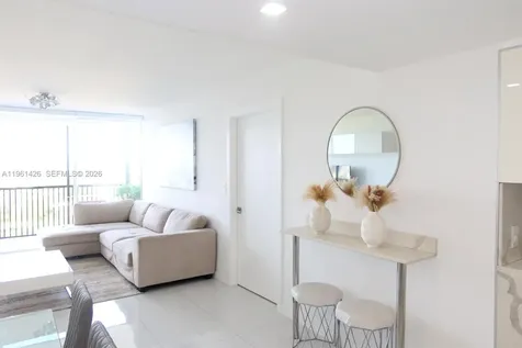 20301 W Country Club Drive Aventura FL 33180