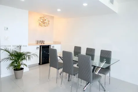 20301 W Country Club Drive Aventura FL 33180