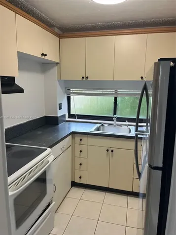 17021 N Bay Road Sunny Isles Beach FL 33160