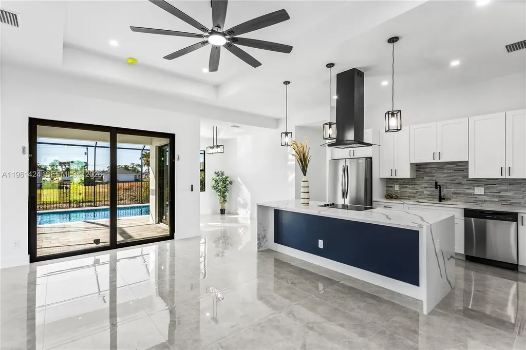 3318 NE 13th Place Other City - In The State Of Florida FL 33909
