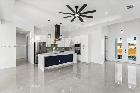 3318 NE 13th Place Other City - In The State Of Florida FL 33909