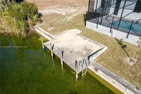 3318 NE 13th Place Other City - In The State Of Florida FL 33909