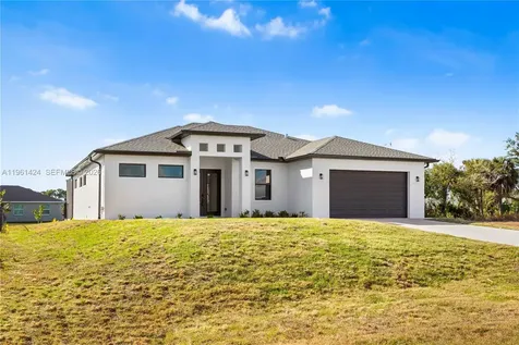 3318 NE 13th Place Other City - In The State Of Florida FL 33909