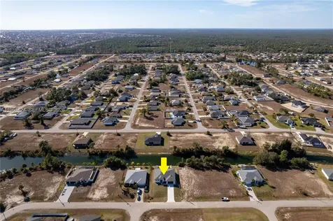 3318 NE 13th Place Other City - In The State Of Florida FL 33909