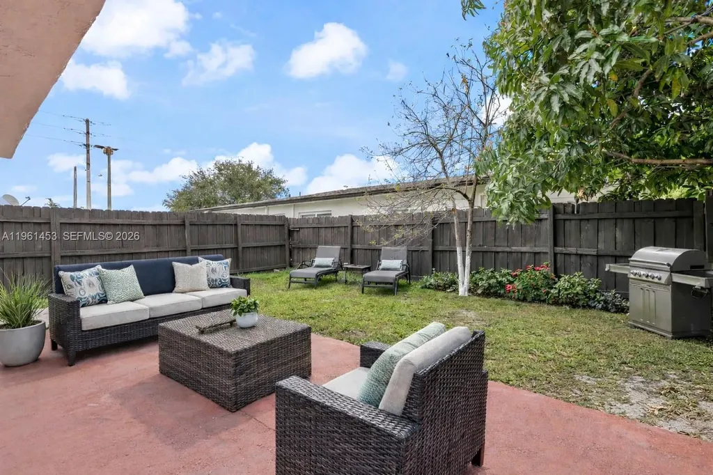 2406 SW 54th Street Fort Lauderdale FL 33312