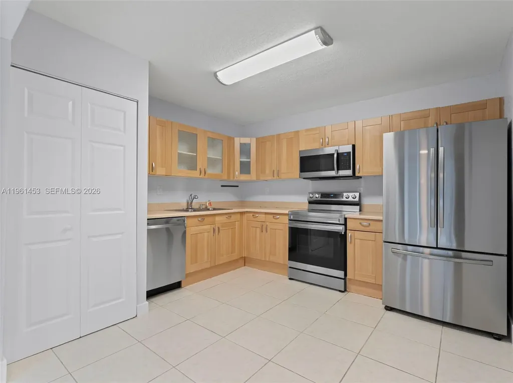 2406 SW 54th Street Fort Lauderdale FL 33312