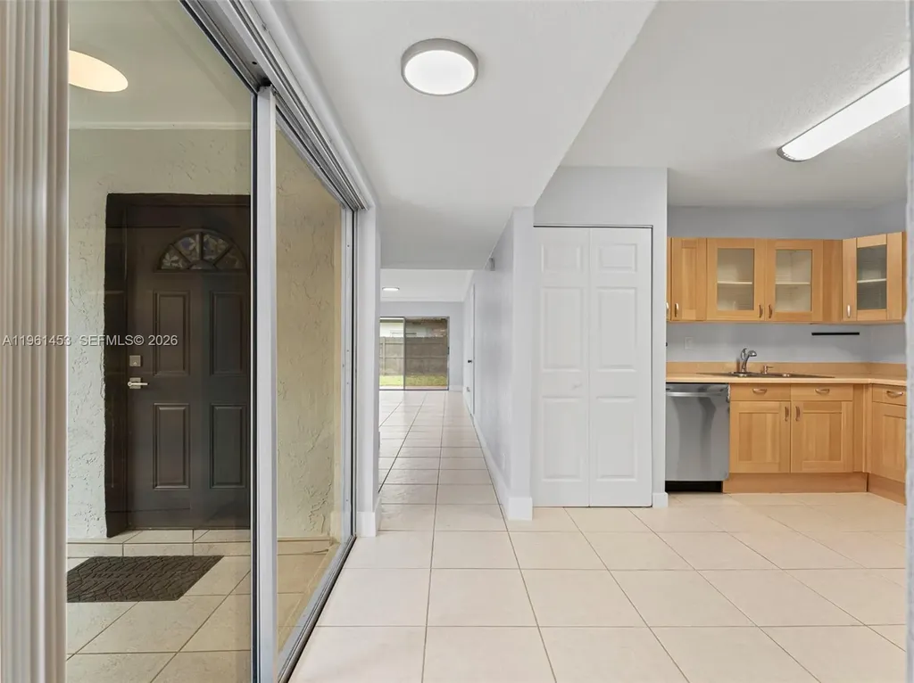 2406 SW 54th Street Fort Lauderdale FL 33312