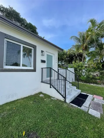 2854 SW 37th Avenue Miami FL 33133