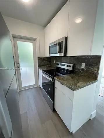 2854 SW 37th Avenue Miami FL 33133
