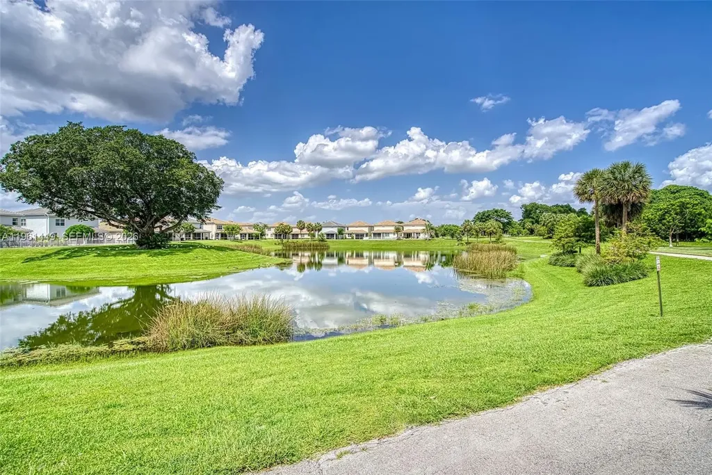 5060 Eucalyptus Drive Hollywood FL 33021