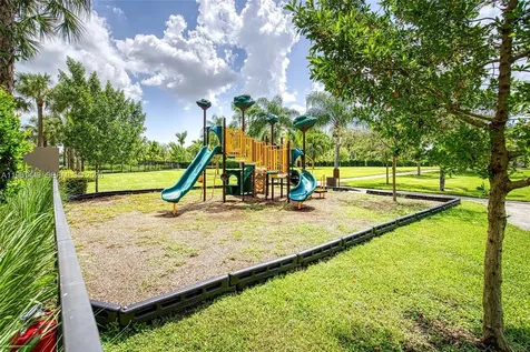 5060 Eucalyptus Drive Hollywood FL 33021