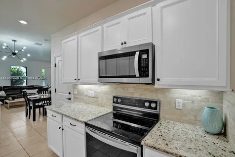 5060 Eucalyptus Drive Hollywood FL 33021