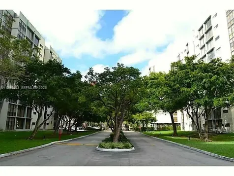 17021 N Bay Road Sunny Isles Beach FL 33160