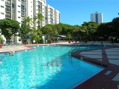17021 N Bay Road Sunny Isles Beach FL 33160