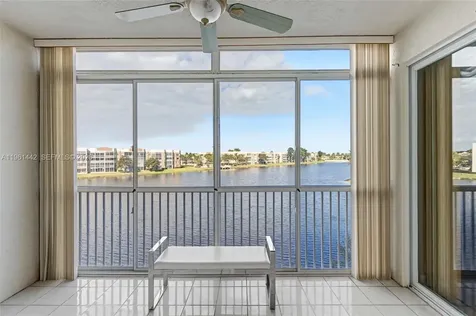 7727 Southampton Terrace Tamarac FL 33321