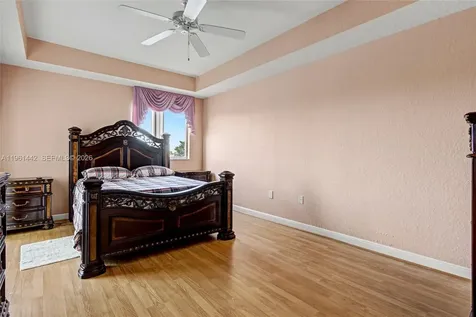 7727 Southampton Terrace Tamarac FL 33321