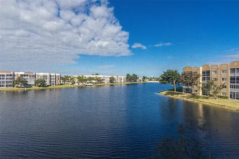 7727 Southampton Terrace Tamarac FL 33321