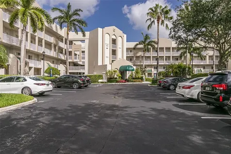 7727 Southampton Terrace Tamarac FL 33321