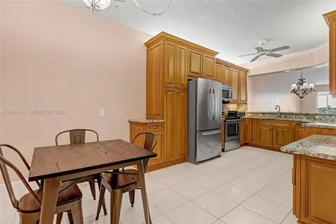 7727 Southampton Terrace Tamarac FL 33321