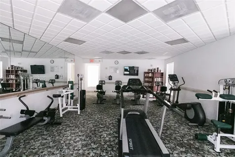 7727 Southampton Terrace Tamarac FL 33321