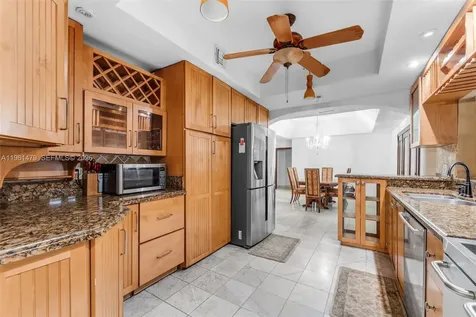 5961 SW 56th Terrace South Miami FL 33143