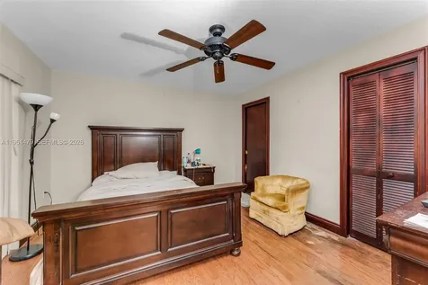 5961 SW 56th Terrace South Miami FL 33143
