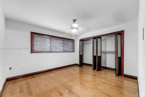 5961 SW 56th Terrace South Miami FL 33143