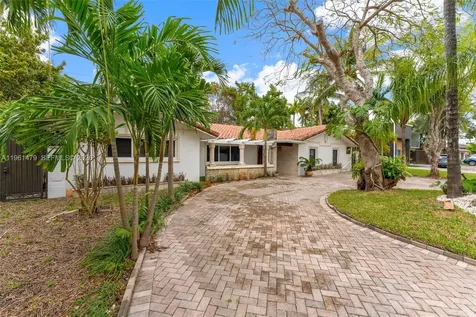 5961 SW 56th Terrace South Miami FL 33143