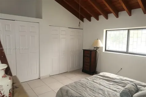 2500 SW 122nd Court Miami FL 33175