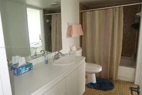 2500 SW 122nd Court Miami FL 33175