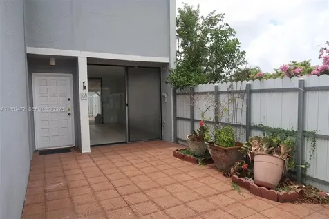 2500 SW 122nd Court Miami FL 33175