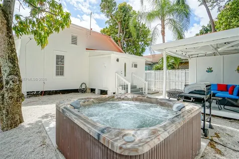 473 NE 61st Street Miami FL 33137