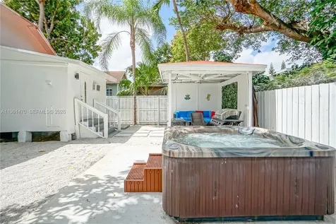 473 NE 61st Street Miami FL 33137