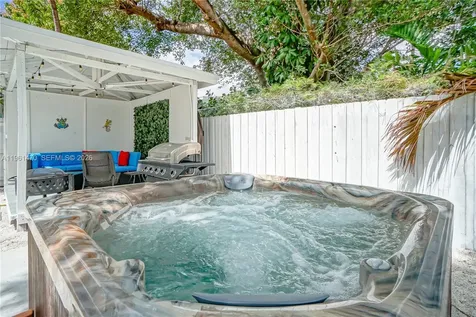 473 NE 61st Street Miami FL 33137