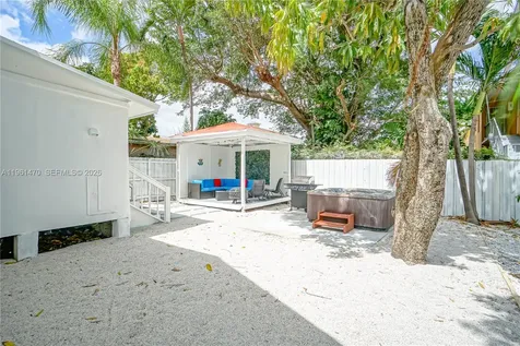 473 NE 61st Street Miami FL 33137
