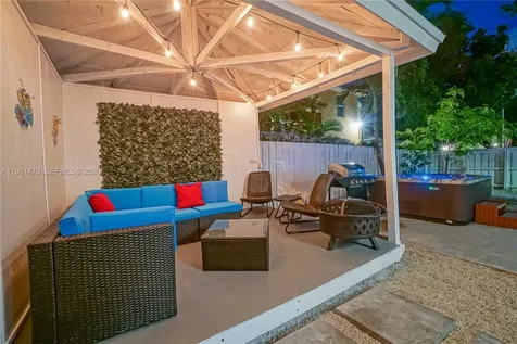 473 NE 61st Street Miami FL 33137
