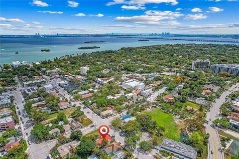 473 NE 61st Street Miami FL 33137