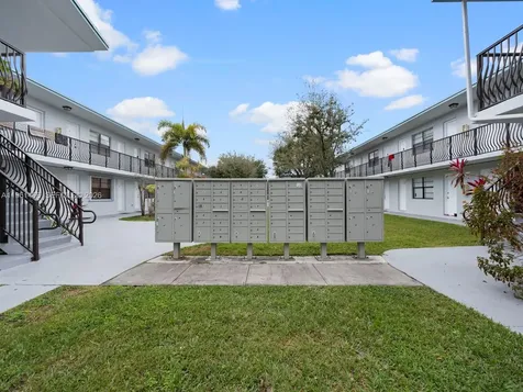 4444 SW 67th Avenue Miami FL 33155